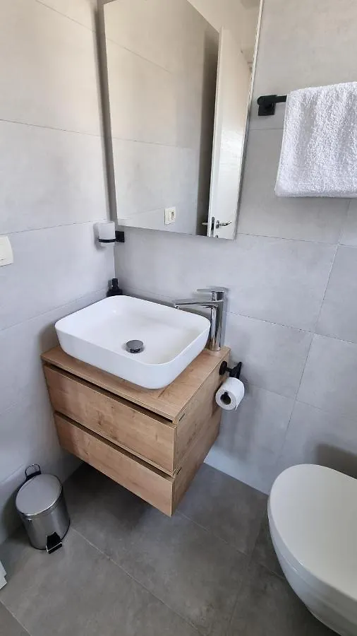 Apartment Olive Fazana 0*,  Croatia